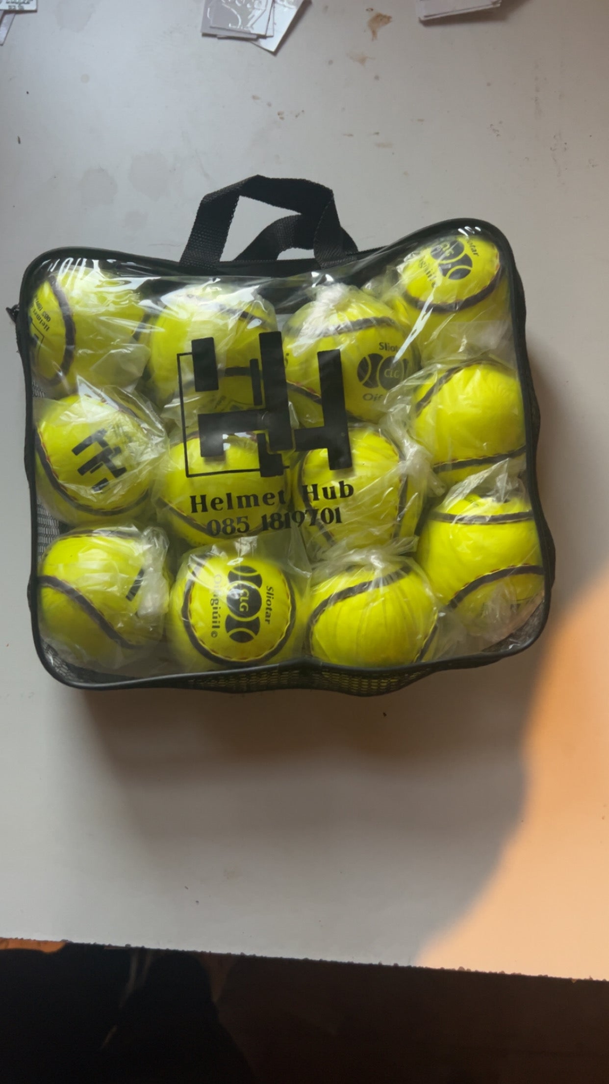 Yellow sliothars